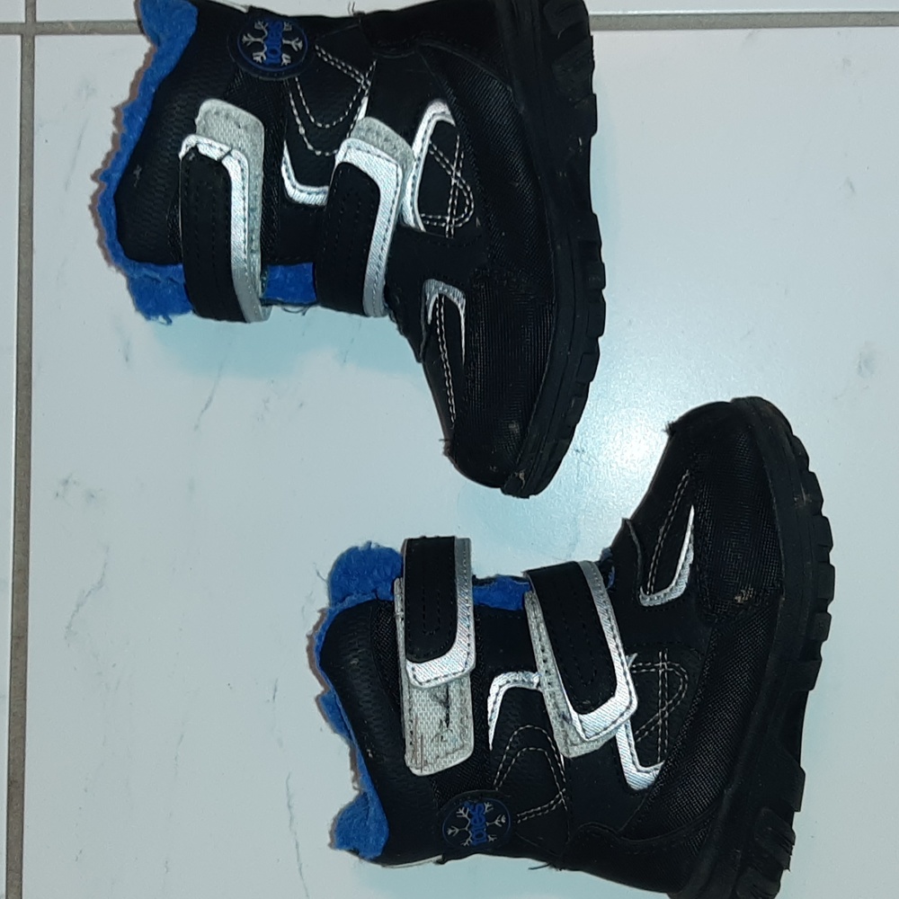 Snow Boots